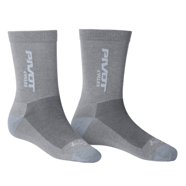 Essential Trail Socks - Gray - Pivot Cycles